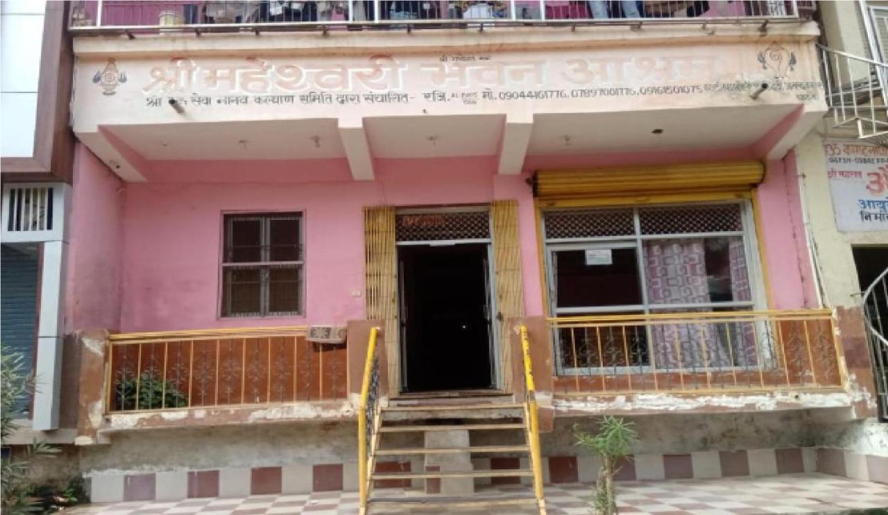 Maheshwari Bhavan By Wb Inn Sitapur Muafi Екстер'єр фото